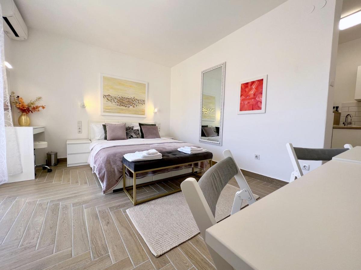 King Residence Old Town Rab - Adults Only Rab Town Esterno foto